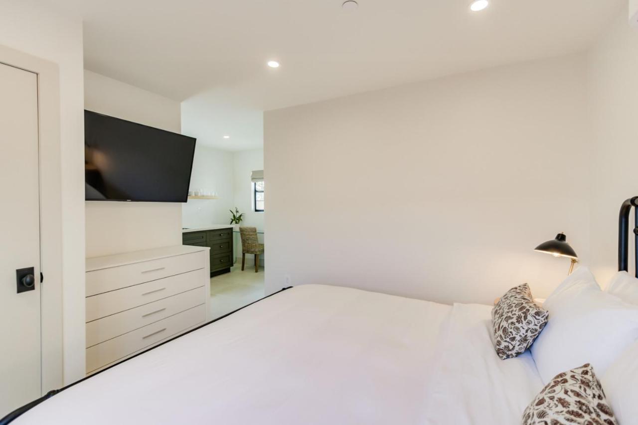 Casa Valerio - Boutique Suites In Downtown Santa Barbara Exterior photo
