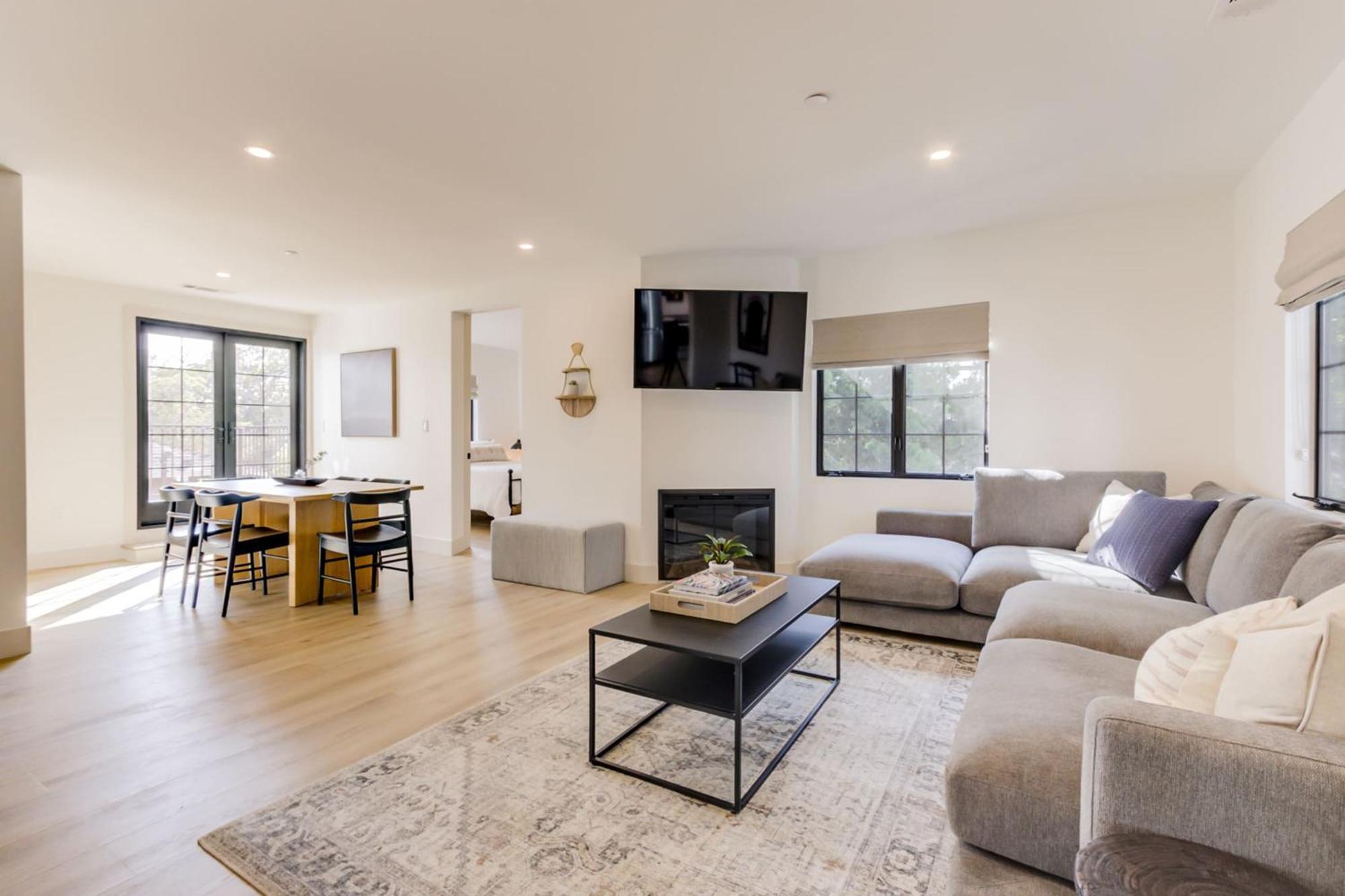 Casa Valerio - Boutique Suites In Downtown Santa Barbara Exterior photo